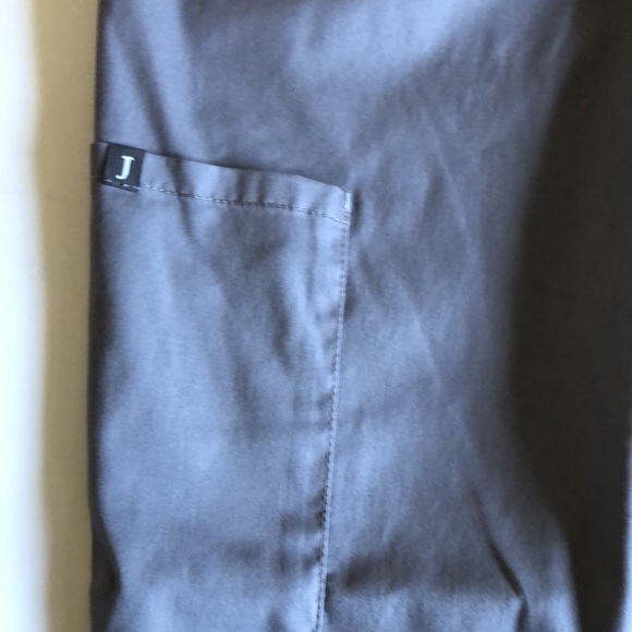 Jaanuu Grey Scrub Pant Size Small - Picture 4 of 7